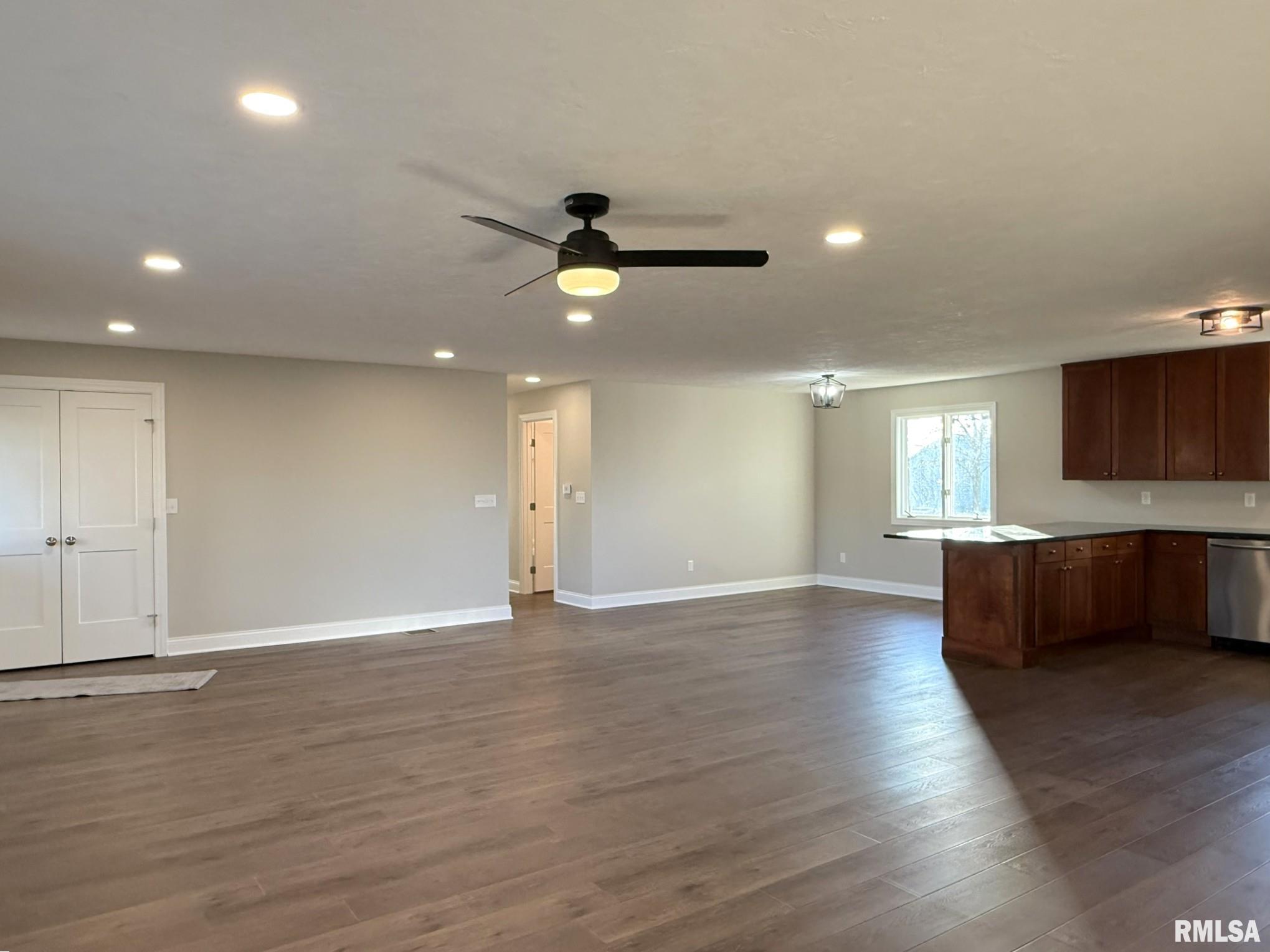 2832 Highway 17 Galva, IL 61434 - Photo 29 of 68