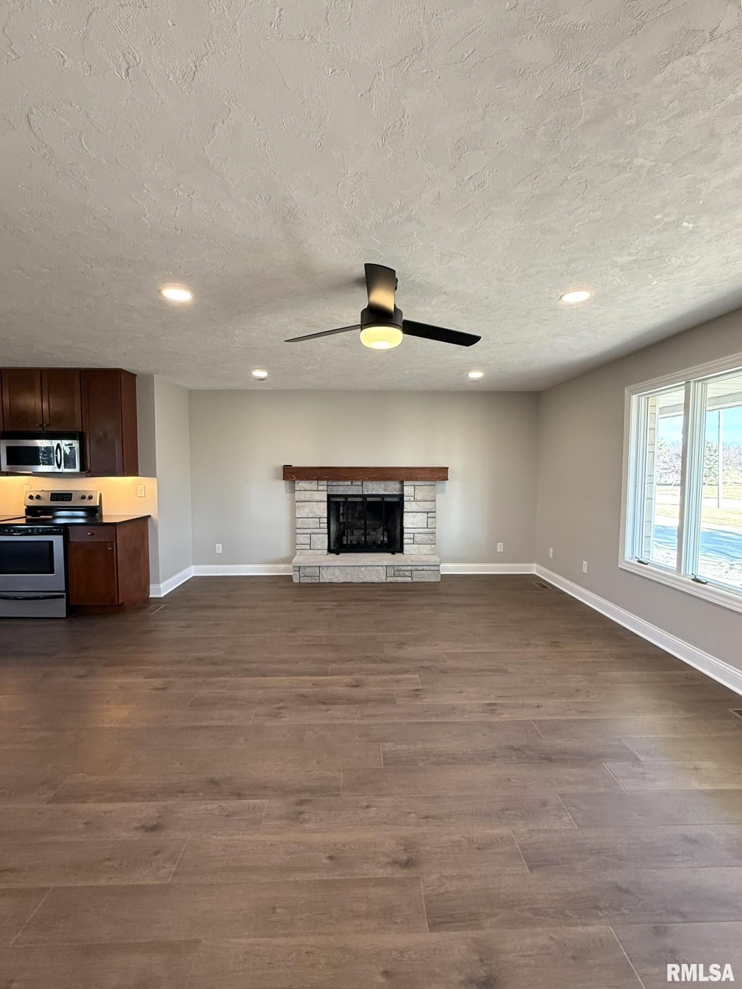 2832 Highway 17 Galva, IL 61434 - Photo 31 of 68