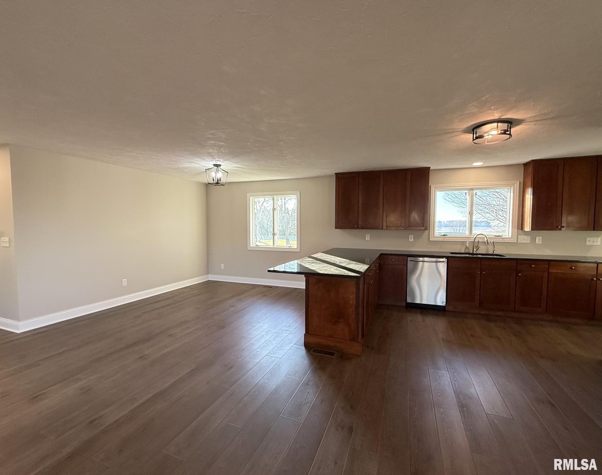 2832 Highway 17 Galva, IL 61434 - Photo 35 of 68