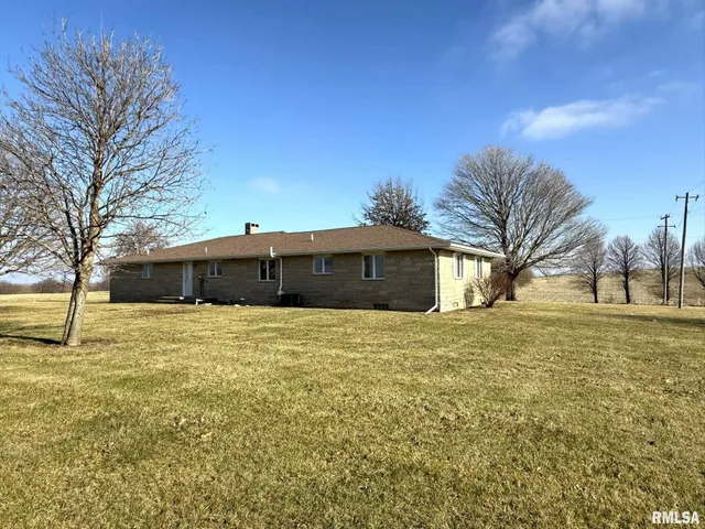 $329,900 | 2832 Highway 17, Galva, IL 61434
