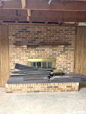 $329,900 | 2832 Highway 17, Galva, IL 61434