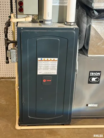 $329,900 | 2832 Highway 17, Galva, IL 61434