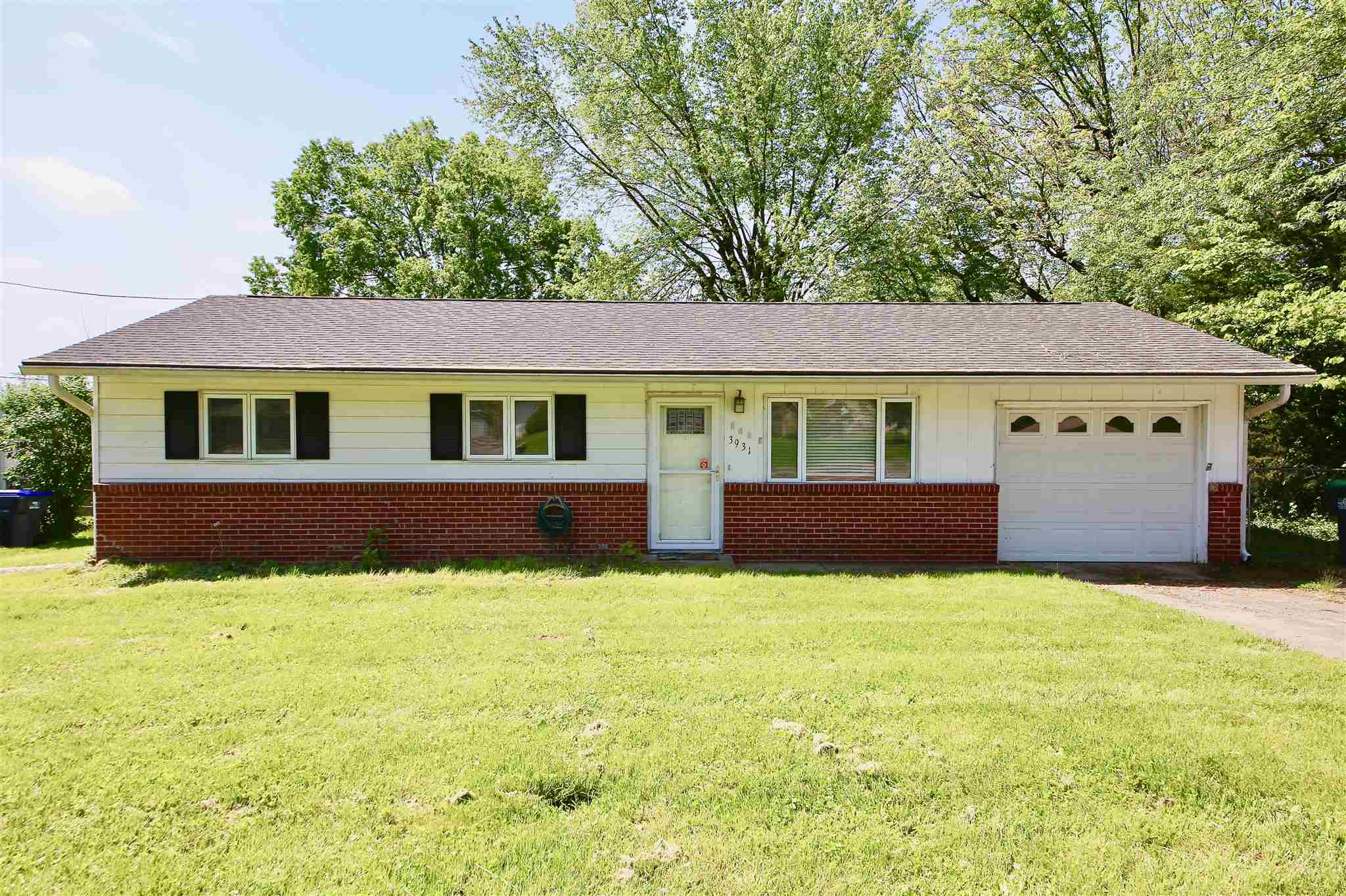3931 West Tapp Road Bloomington, IN 47403 - Photo 1 of 17 Gallery Image 1