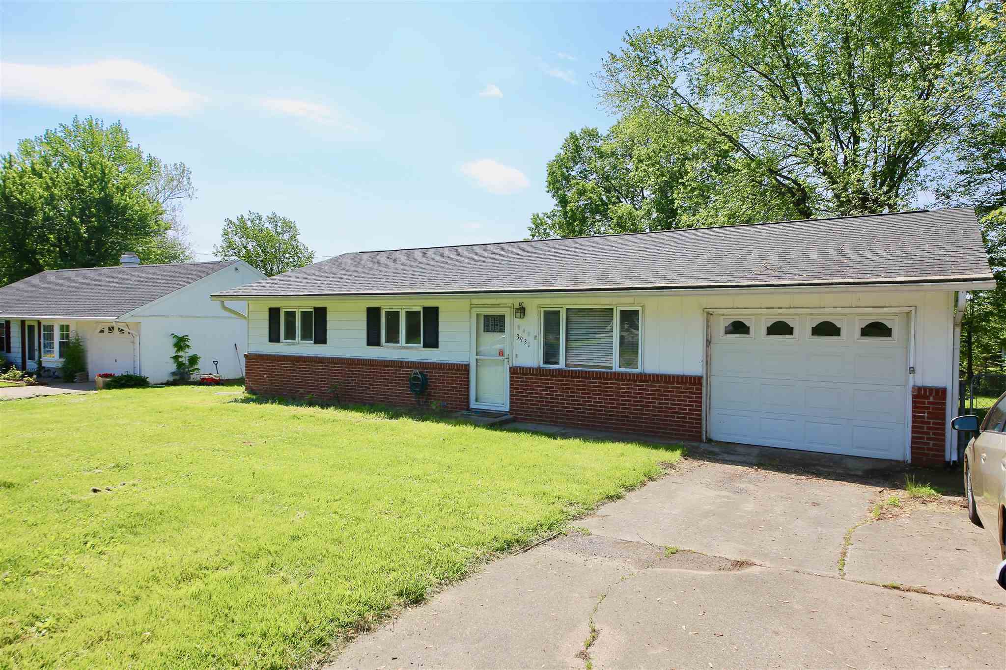 3931 West Tapp Road Bloomington, IN 47403 - Photo 2 of 17 Gallery Image 2