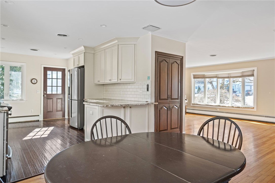 60 Merrymount Drive Warwick, RI 02888 - Photo 5 of 24