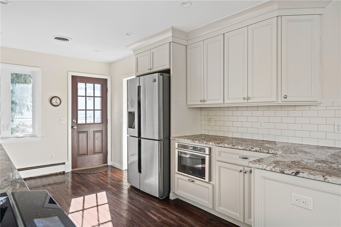 60 Merrymount Drive Warwick, RI 02888 - Photo 8 of 24