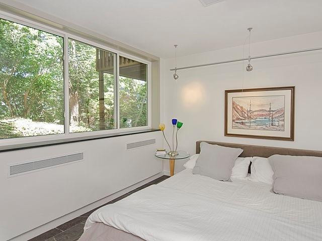 2316 Devonshire Road Ann Arbor, MI 48104 - Photo 50 of 59 Photo 51