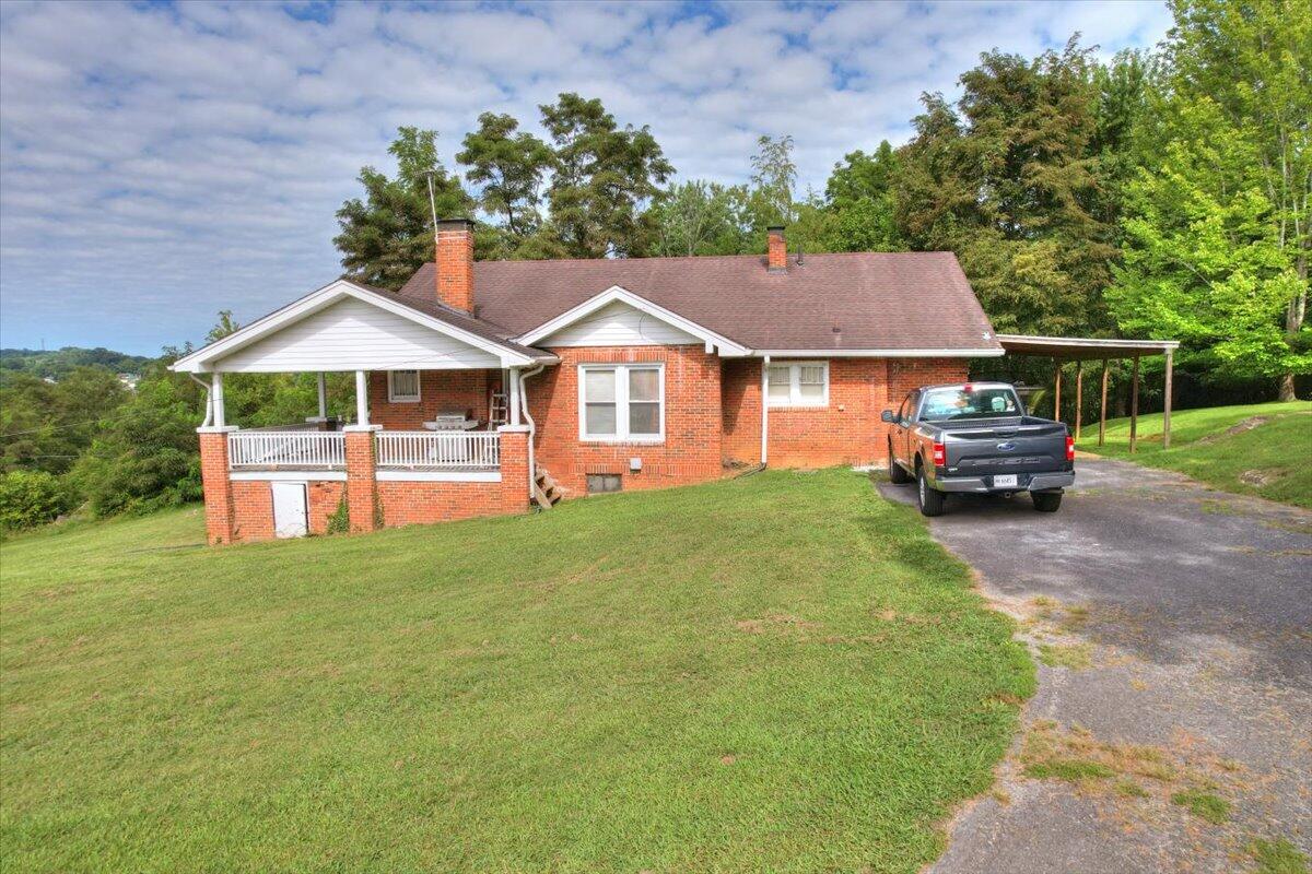 1219 Siam Road Elizabethton, TN 37643 - Photo 3 of 33 03-1219_Siam-41
