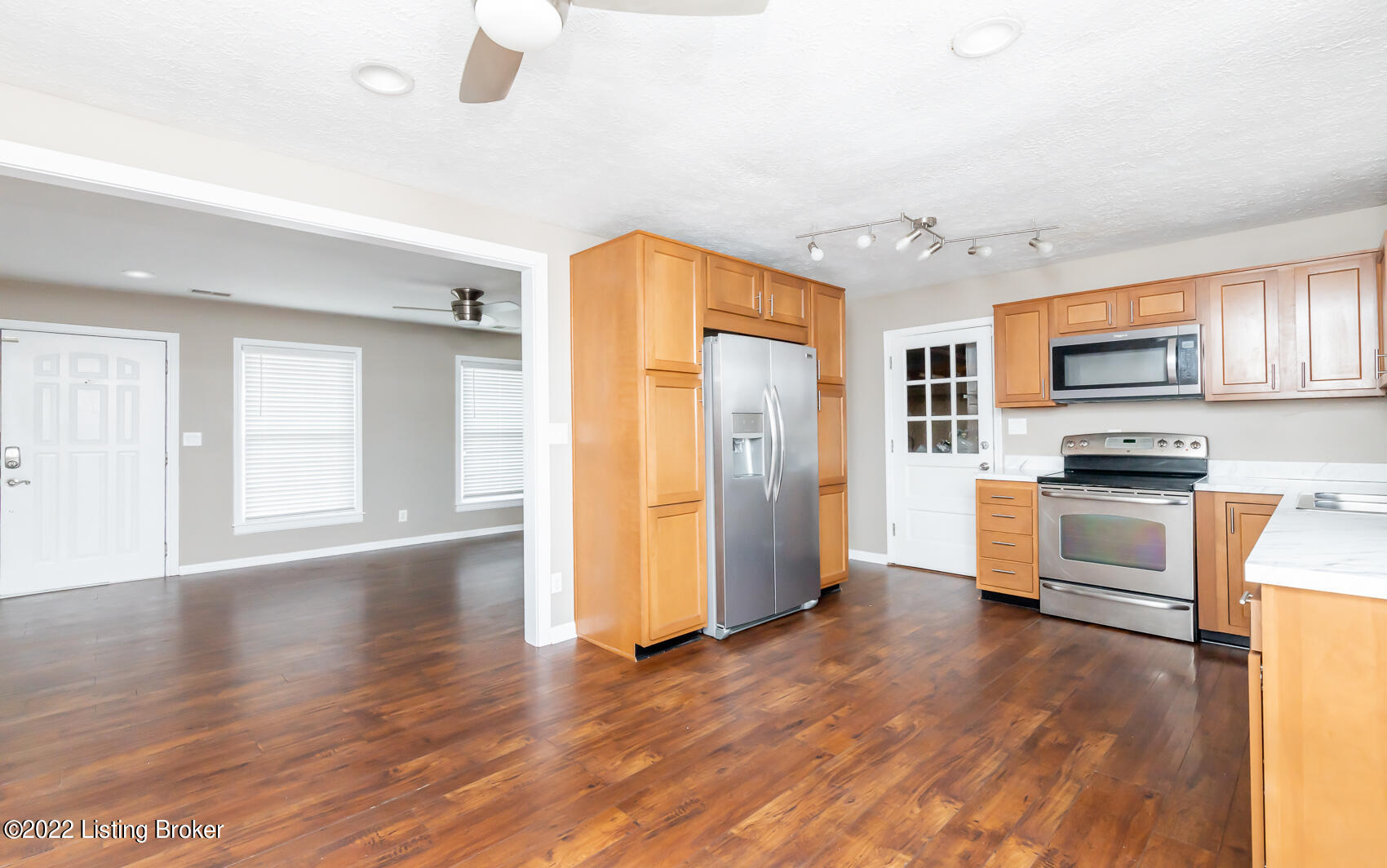 1923 Greenbriar Road Mount Washington, KY 40047 - Photo 13 of 36 MLS-118