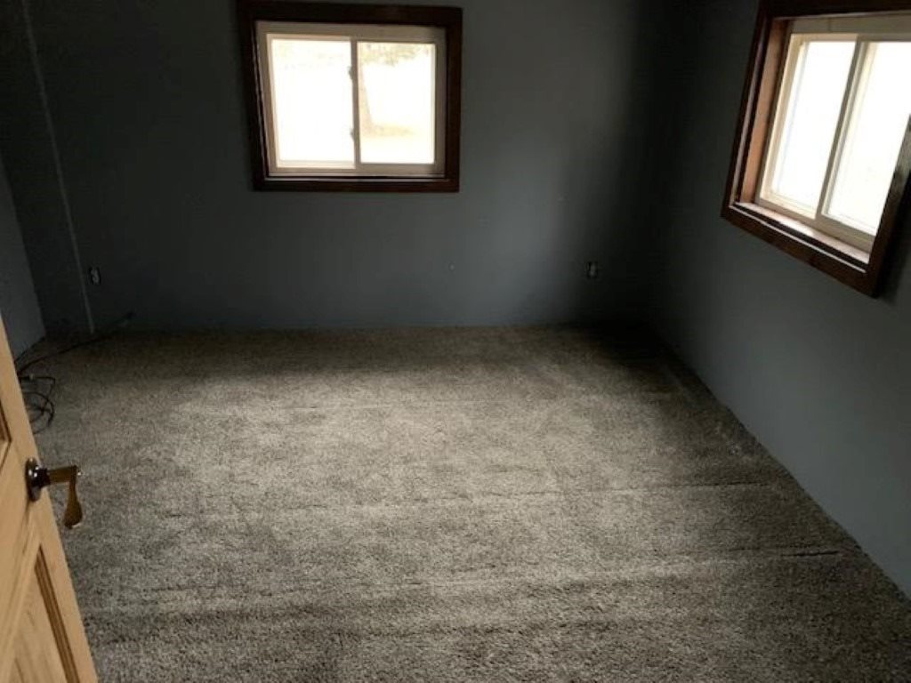 10387 Buchanan Road Sumner, MI 48889 - Photo 6 of 12 1856926-5.JPG