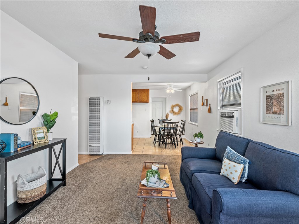 16129 Smoke Tree Street Hesperia, CA 92345 - Photo 15 of 36