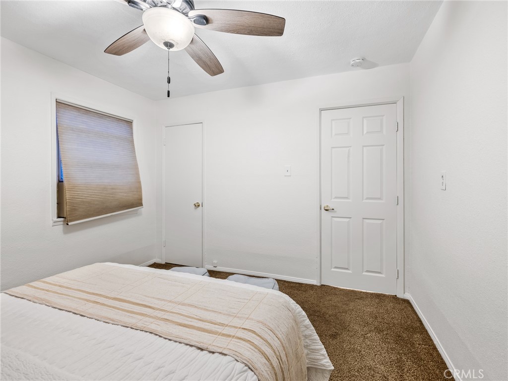 16129 Smoke Tree Street Hesperia, CA 92345 - Photo 29 of 36