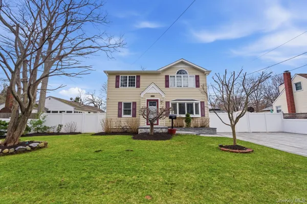 $749,990 | 68 Fuller Avenue, Islip, NY 11751