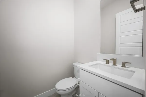 $5,700 | 229 Chorus, Irvine, CA 92618