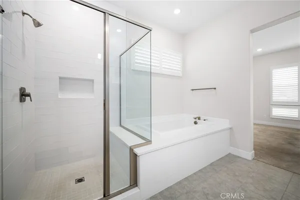 $5,700 | 229 Chorus, Irvine, CA 92618