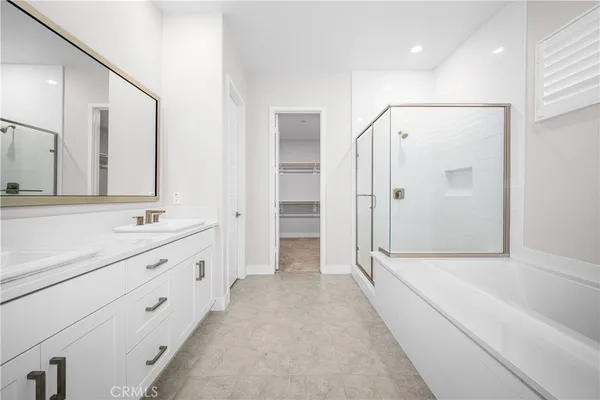 $5,700 | 229 Chorus, Irvine, CA 92618