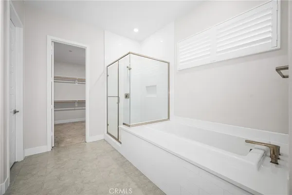 $5,700 | 229 Chorus, Irvine, CA 92618