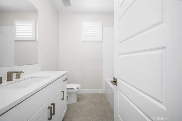 $5,700 | 229 Chorus, Irvine, CA 92618