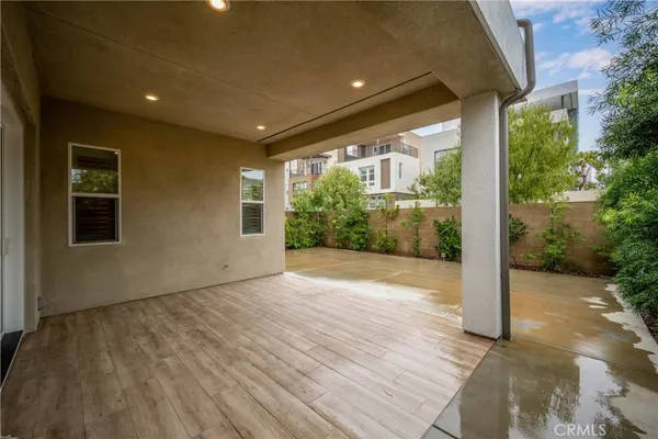 $5,700 | 229 Chorus, Irvine, CA 92618