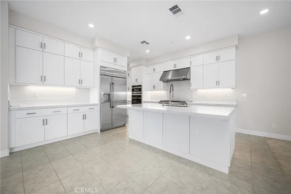 $5,700 | 229 Chorus, Irvine, CA 92618