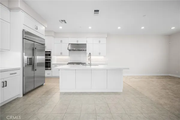 $5,700 | 229 Chorus, Irvine, CA 92618