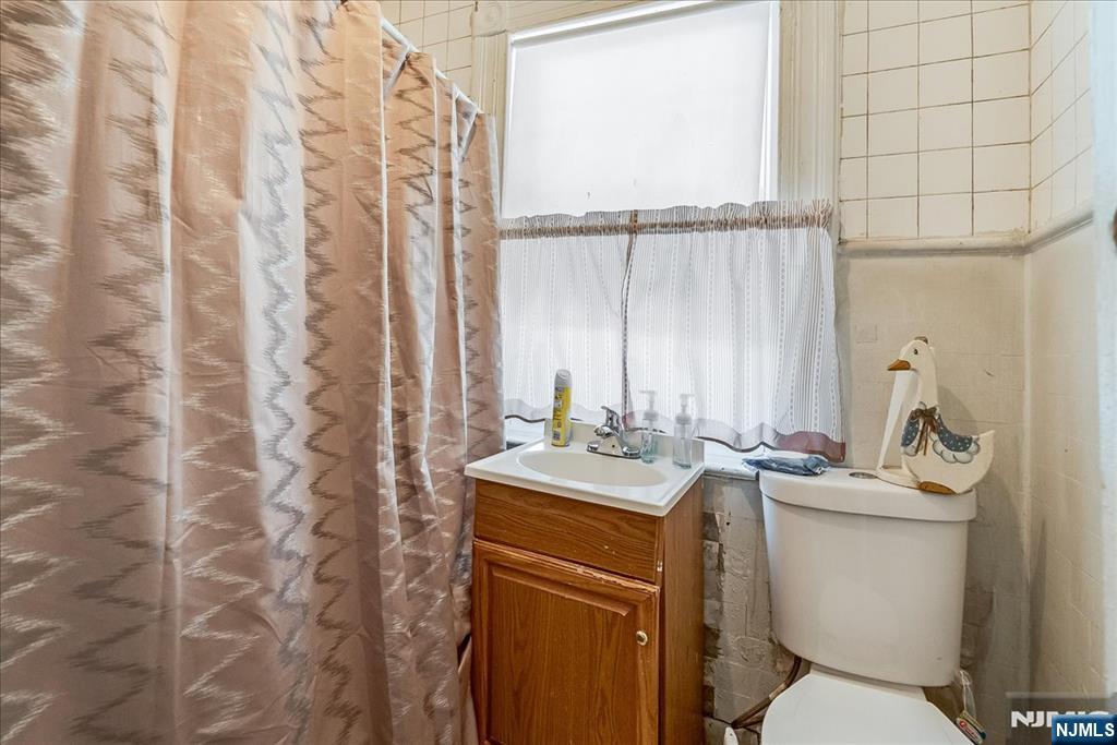 68 Tenafly Road Englewood, NJ 07631 - Photo 12 of 38 Gallery Image 12
