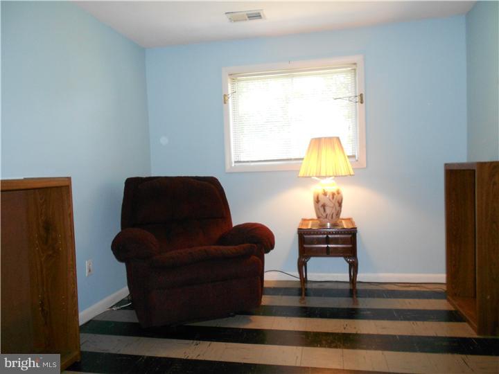 18 Albert Road Glendora, NJ 08029 - Photo 8 of 23 Family Room