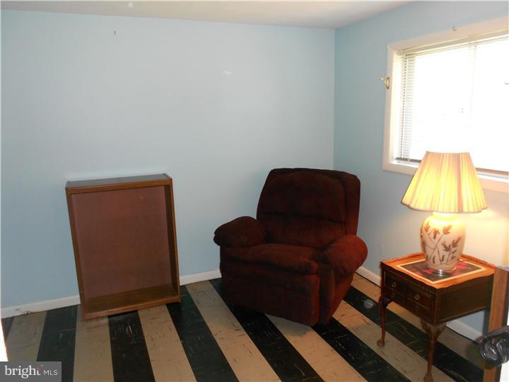 18 Albert Road Glendora, NJ 08029 - Photo 9 of 23 Family Room