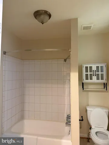 $1,250 | 2005 Madison Avenue, Unit 2, Baltimore, MD 21217