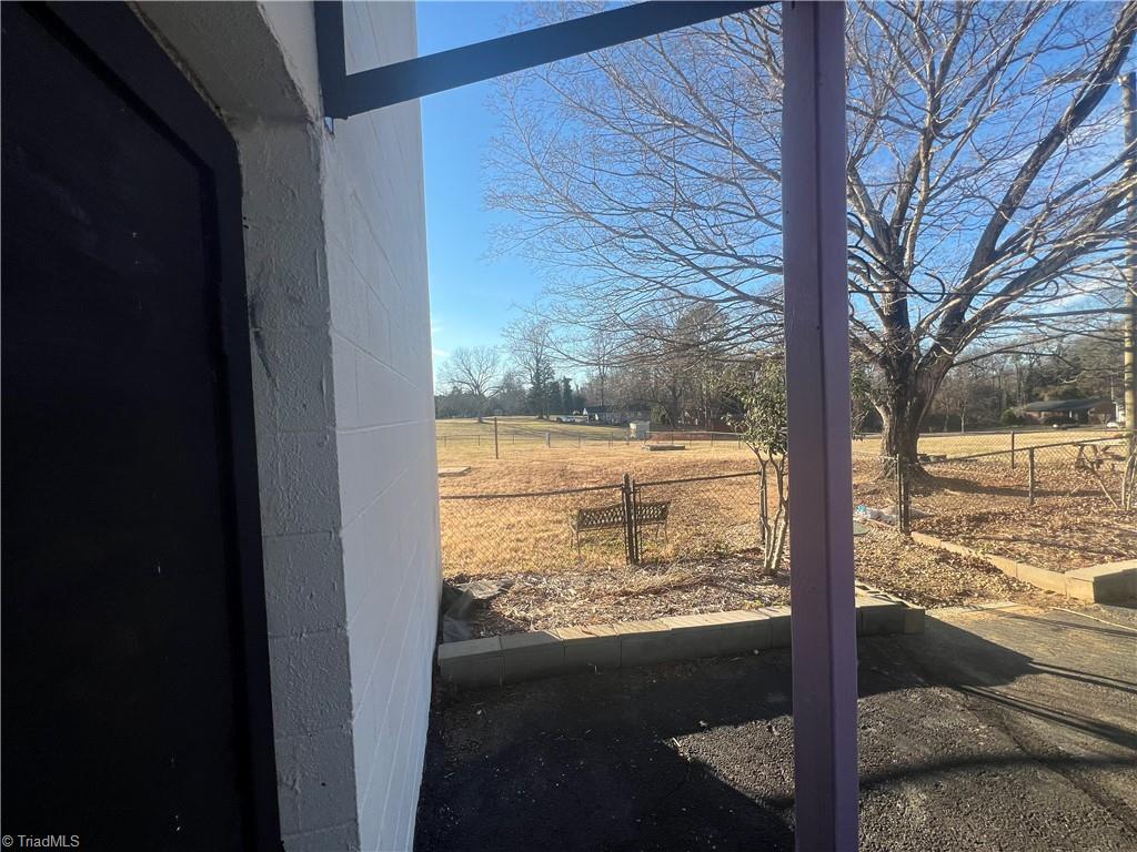 3810 Clemmons Road Clemmons, NC 27012 - Photo 5 of 9