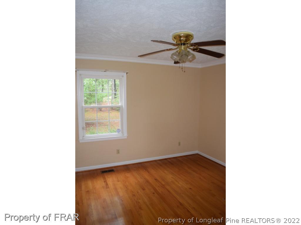 26861 Harold Morris Road Wagram, NC 28396 - Photo 11 of 24 a picture of a room