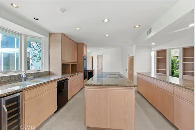 $25,000 | 2 Inverness Lane, Newport Beach, CA 92660