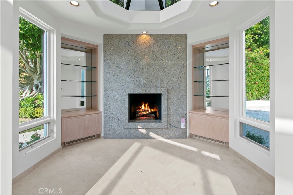 2 Inverness Lane Newport Beach, CA 92660 - Photo 9 of 26 Lounge off living room