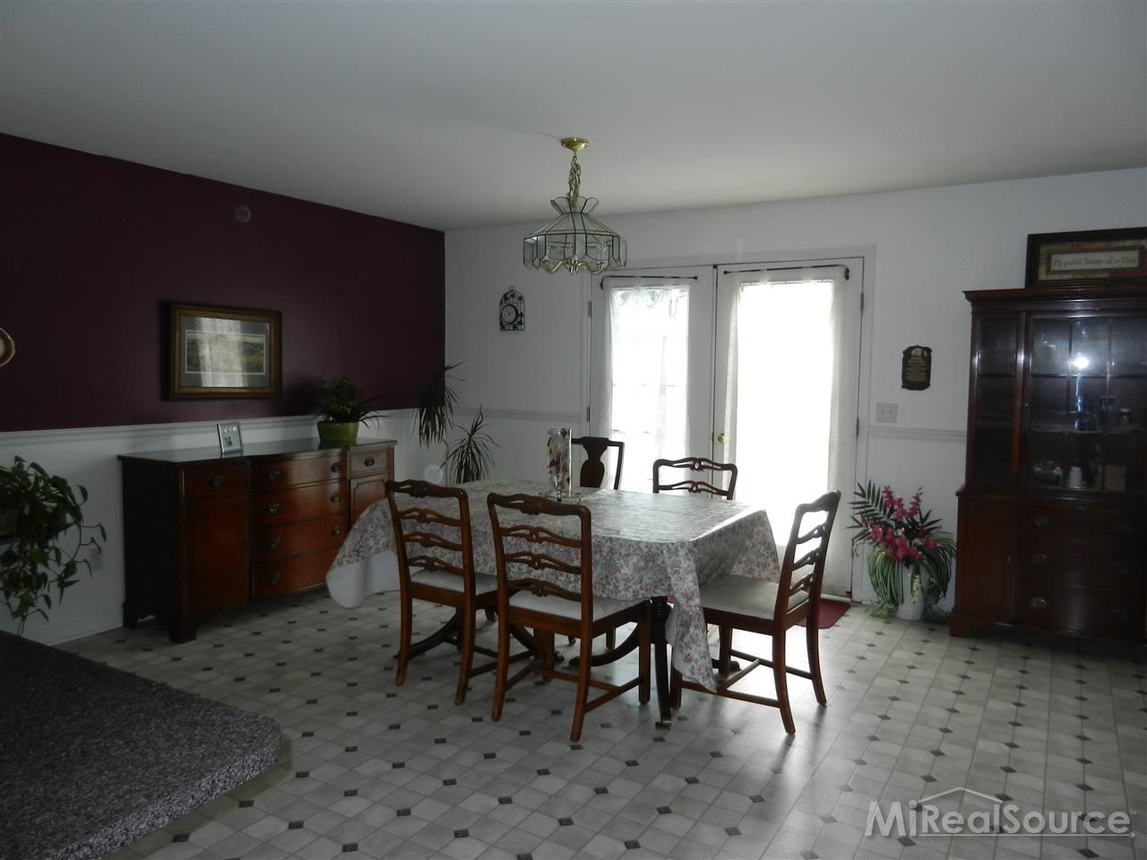 18350 Pratt Road Armada, MI 48005 - Photo 10 of 30 31182640-9.JPG