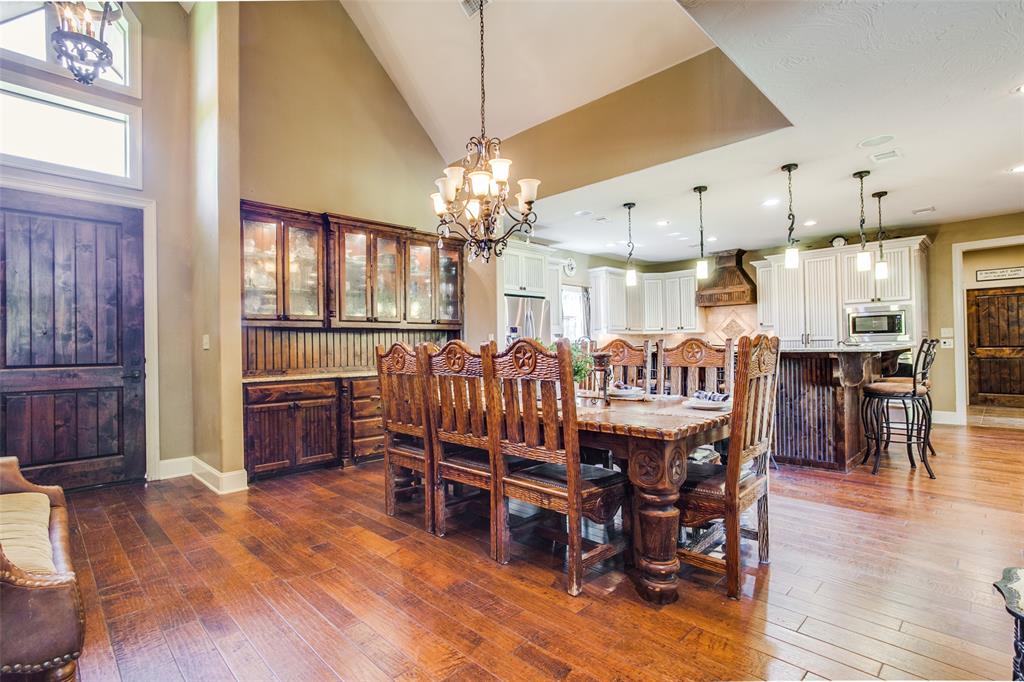 1510 Hawkins Road Whitesboro, TX 76273 - Photo 10 of 40