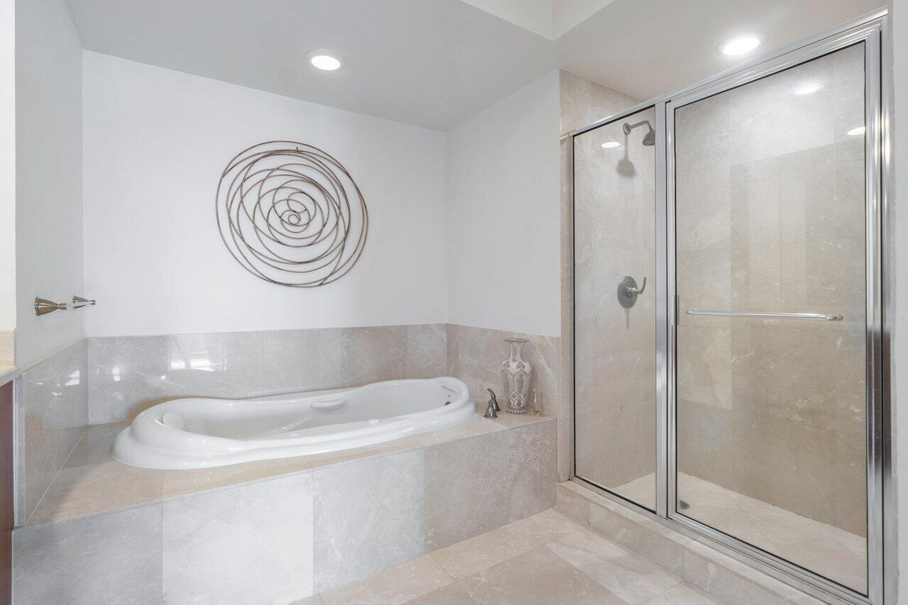 2650 Lake Shore Drive, Unit 1003 Riviera Beach, FL 33404 - Photo 17 of 56 Primary Bath