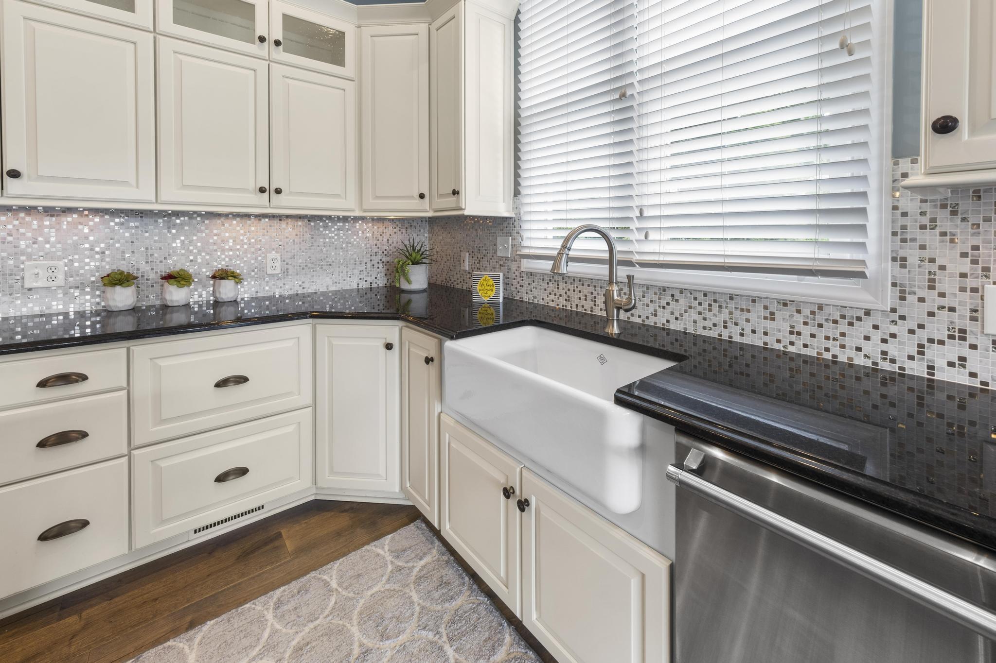 13987 Stone Key Way Fishers, IN 46040 - Photo 12 of 61 Gallery Image 12
