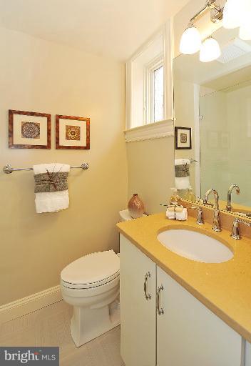 2714 Ontario Road Northwest, Unit 5 Washington, DC 20009 - Photo 14 of 24 Bath