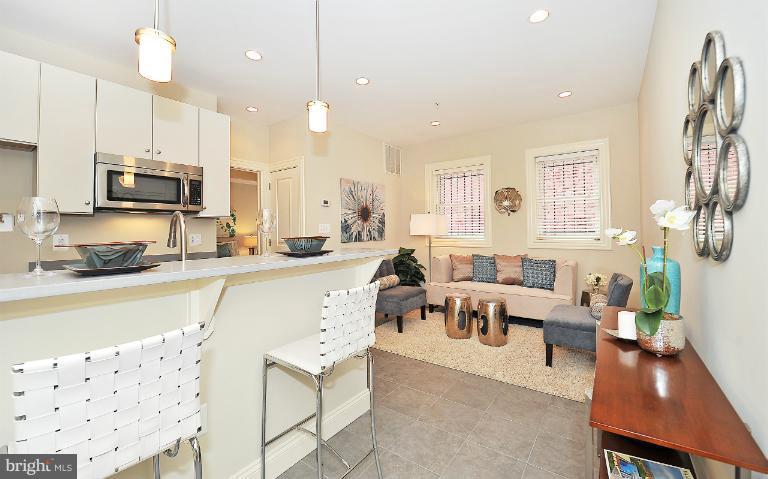 2714 Ontario Road Northwest, Unit 5 Washington, DC 20009 - Photo 10 of 24 Interior (General)