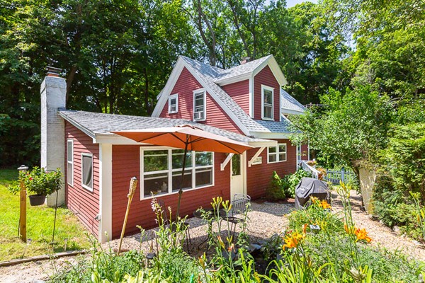 9 Clark's Road Amesbury, MA 01913 - Photo 2 of 23 Gallery Image 2