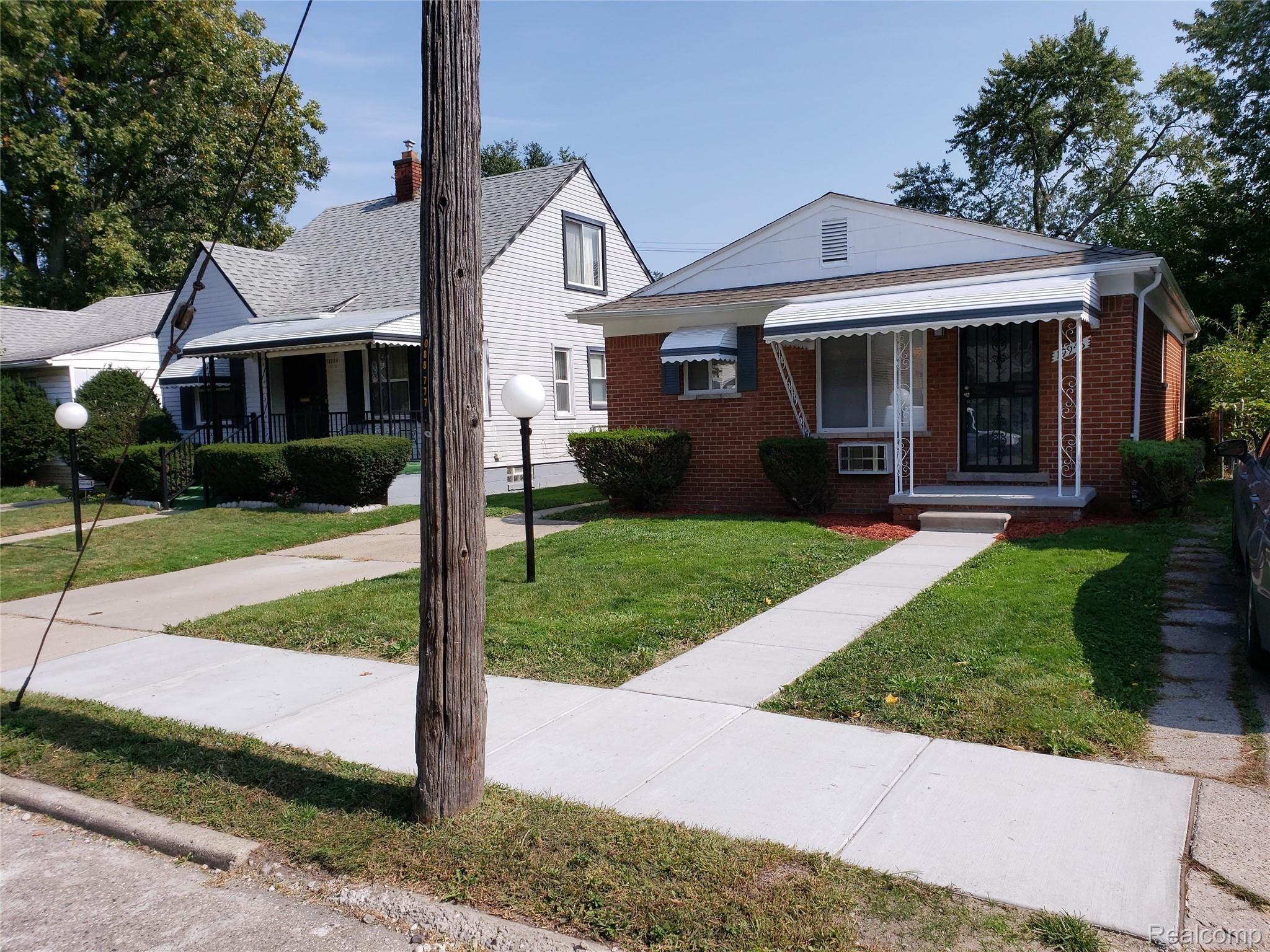 19946 Santa Rosa Drive Detroit, MI 48221 - Photo 2 of 19 20200927_130339.jpg