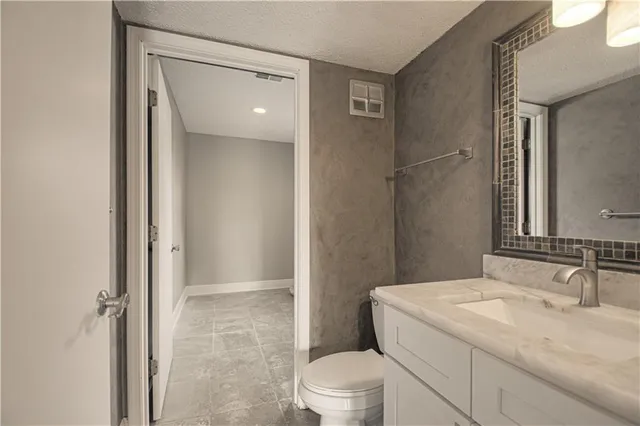 $385,000 | 4505 Northwest 79th Terrace, Kansas City, MO 64151