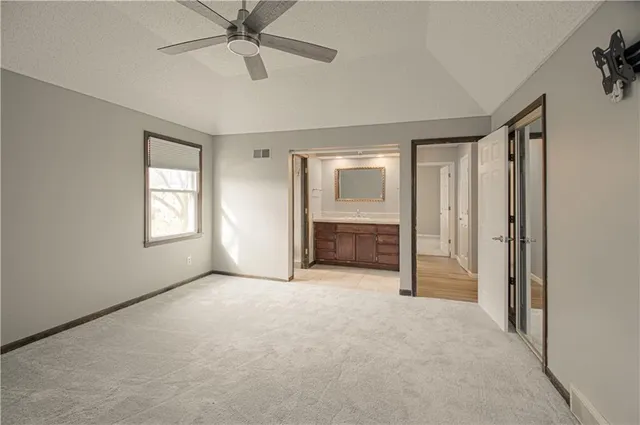 $385,000 | 4505 Northwest 79th Terrace, Kansas City, MO 64151