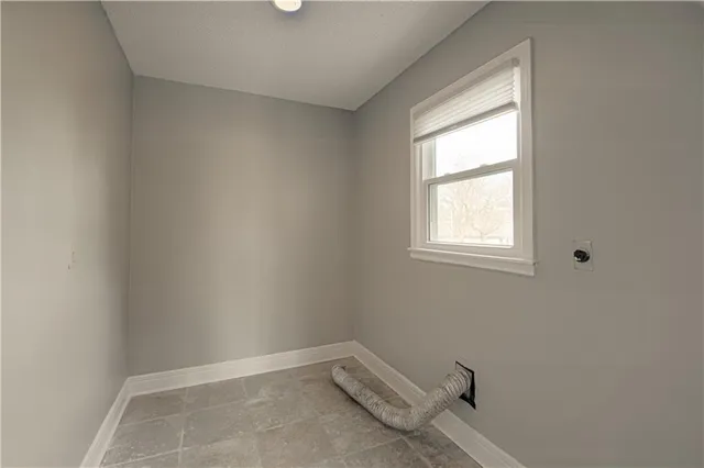 $385,000 | 4505 Northwest 79th Terrace, Kansas City, MO 64151