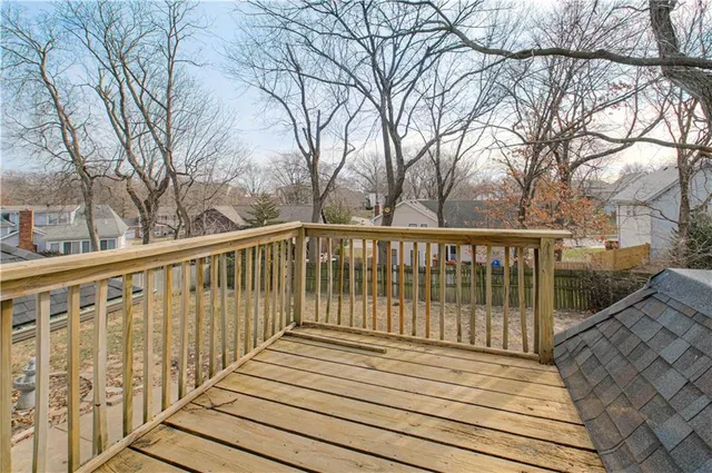 $385,000 | 4505 Northwest 79th Terrace, Kansas City, MO 64151