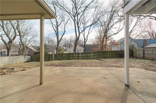 $385,000 | 4505 Northwest 79th Terrace, Kansas City, MO 64151