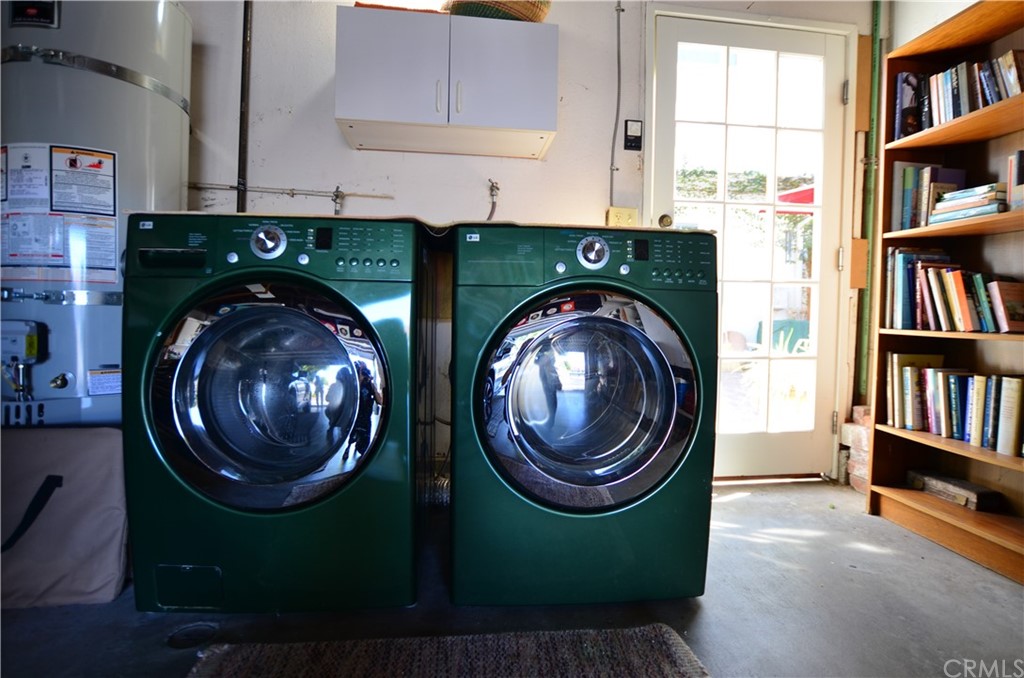 3 Sunflower, Unit 27 Irvine, CA 92604 - Photo 28 of 47 a view of a bedroom with washer and dryer