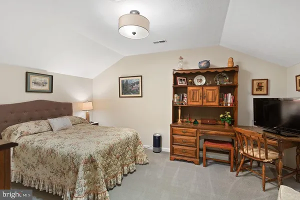 $346,500 | 294 Ridgewood Avenue, Broadway, VA 22815