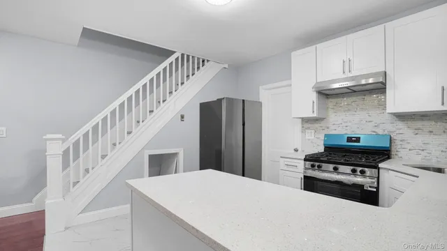 $899,999 | 89-25 201st Street | Bellaire West