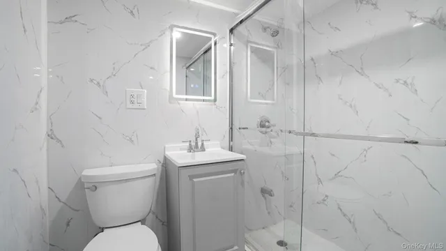 $899,999 | 89-25 201st Street | Bellaire West